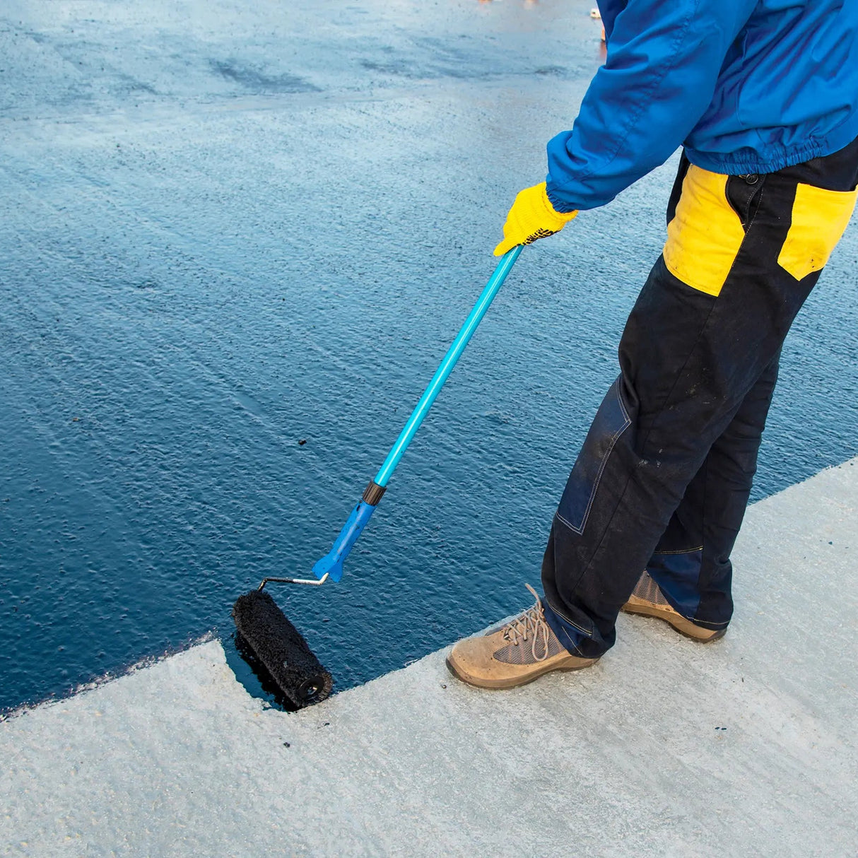 Insula LC-502 Bitumen-Polyurethane Based Membrane